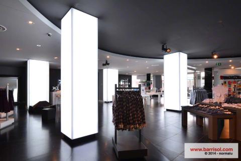 Colonnes lumineuses Barrisol Lumière