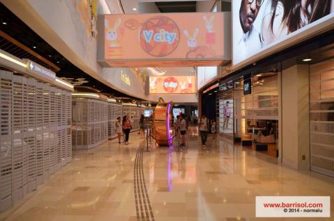 V City - Colonne 3D Lumineuse