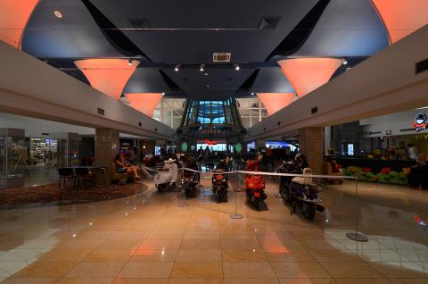 Colonnes 3D lumineuses Barrisol