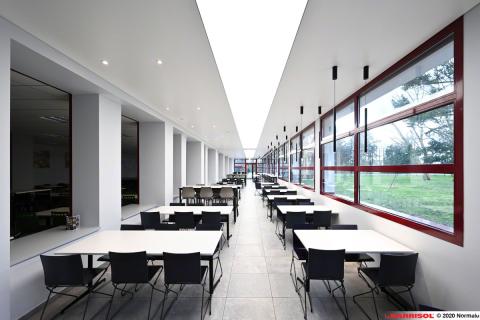 Plafond acoustique bande lumineuse Barrisol Lumière