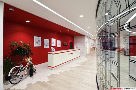 Barrisol Light Lines - intégration de lumières spots