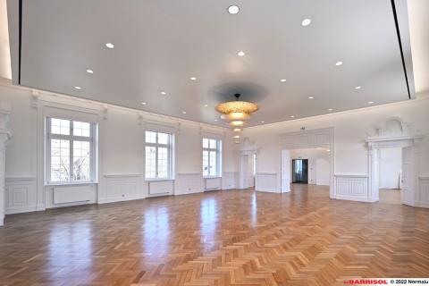 Intégration de spots lumineux dans le plafond tendu Barrisol