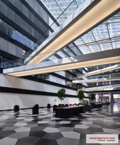 Eclairage via plafond Barrisol sous passerelles