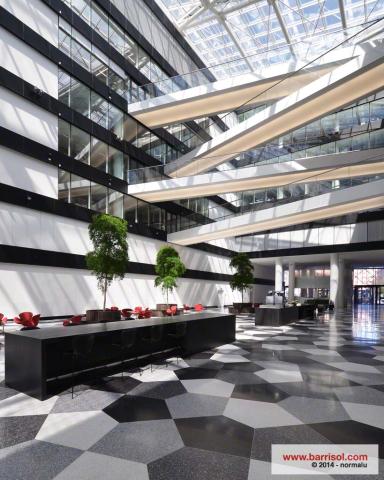 Eclairage via plafond Barrisol sous passerelles