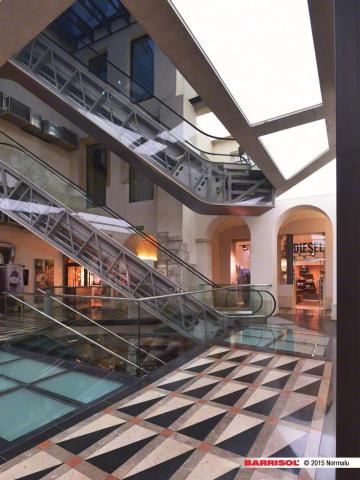 Eclairage sous passerelle Barrisol Lumiere