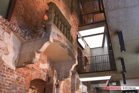 Eclairage sous passerelle Barrisol Lumiere