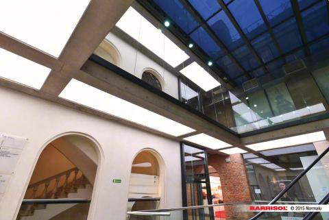 Eclairage sous passerelle Barrisol Lumiere