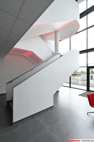 Eclairage sous escalier - Barrisol Lumière