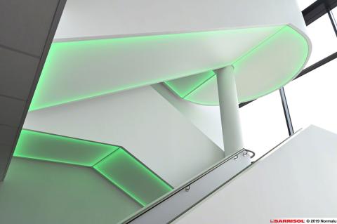 Eclairage sous escalier - Barrisol Lumière