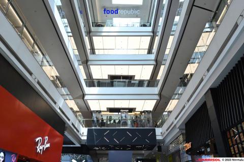 Plafond Barrisol Lumière - intégration d'éléments techniques