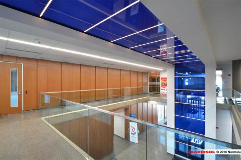 Plafond lumineux Barrisol Lumière - Light Lines