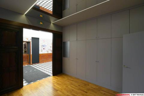 Barrisol Mirror &amp; Barrisol Light Lines - solutions d'éclairage au plafond