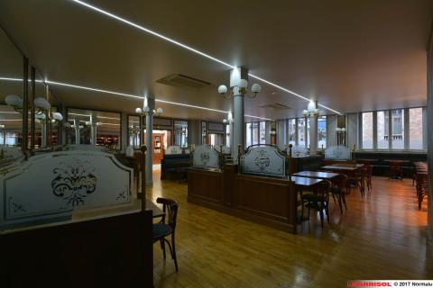 Barrisol Light Lines - solutions d'éclairage au plafond