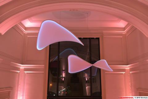 Luminaire Barrisol Manta by Ross Lovegrove