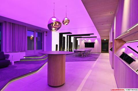 Mur et plafond lumineux imprimés acoustiques Barrisol Lumière