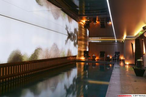 Mur lumineux imprimé et Barrisol Light Lines