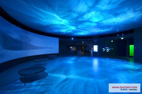 Projections lumineuses sur toile Barrisol