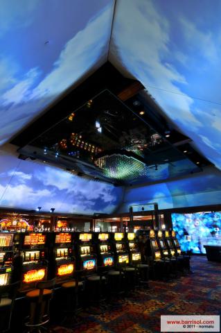 Projections lumineuses sur toiles Barrisol