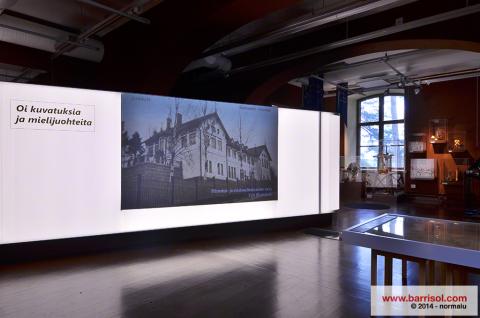 Projections lumineuses sur toile Barrisol