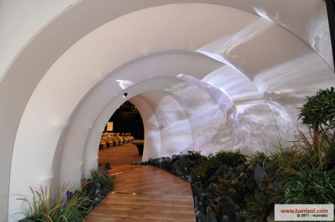 Projections lumineuses sur toile Barrisol